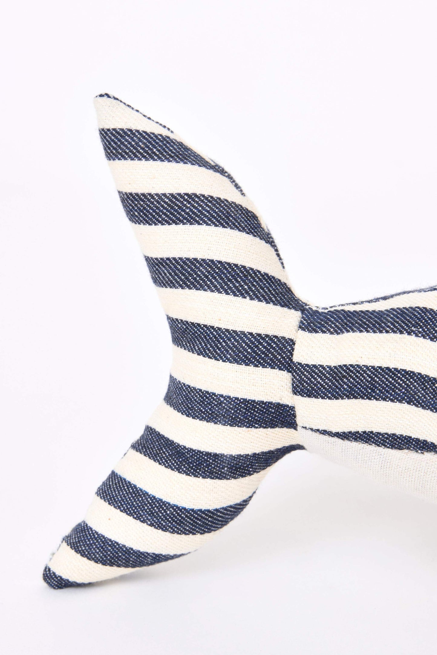 Marrazo-formako peluxea, marraduna