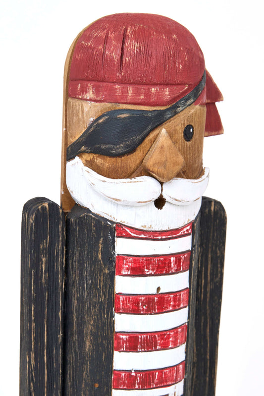 Pirata decorativo de madera