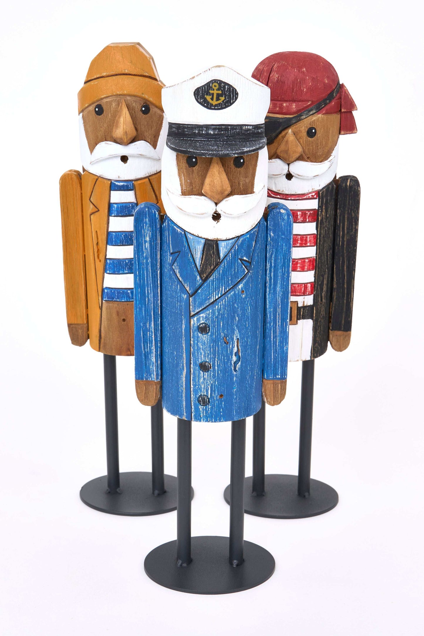 Capitán decorativo de madera