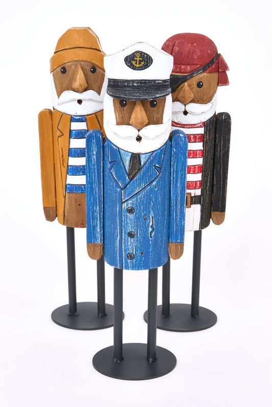 Capitán decorativo de madera