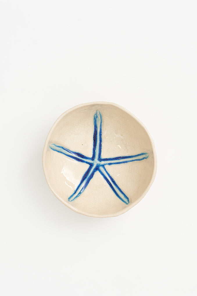 Plato de cerámica con estrella de mar grande